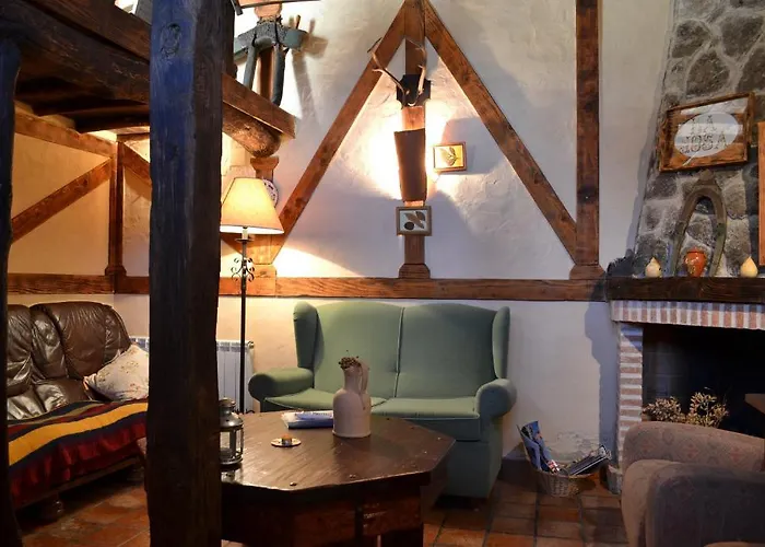 Casa Rural La Josa * 칸델레다